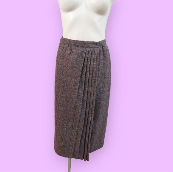 Allen Bernard Vintage Skirt Suit Women's Sz 12 100% Wool Fits Small - Picture 2 of 13